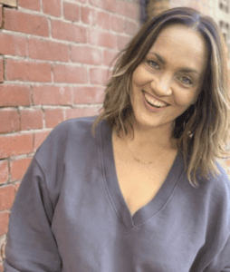 Sara Bisikirski, LCSW headshot